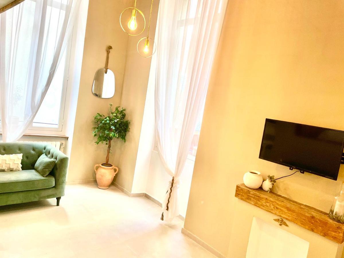 Spacious Loft, Duplex, Old Town, 3 Bedrooms - Easy Check-In Niza Exterior foto